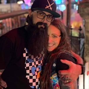 Meet your Posher, Beti